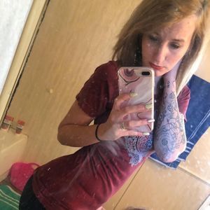 Meet your Posher, Meagan